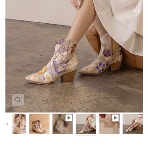 Oasis Society "The Wanda" floral boots